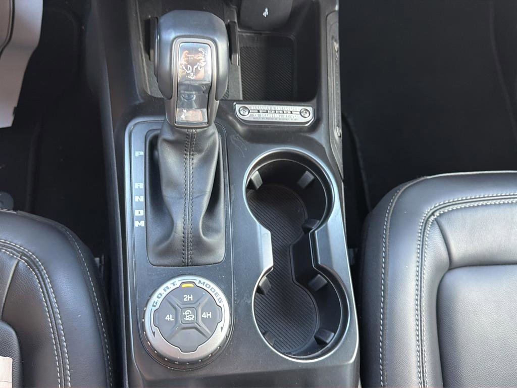 Used 2025 Ford Bronco Outer Banks image 26