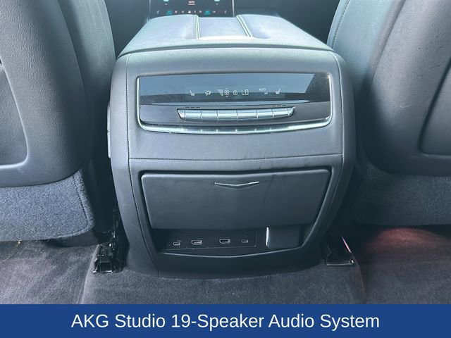 Certified 2025 Cadillac Escalade ESV Premium Luxury w/ LPO, Floor Liner Package AWD/4WD image 31