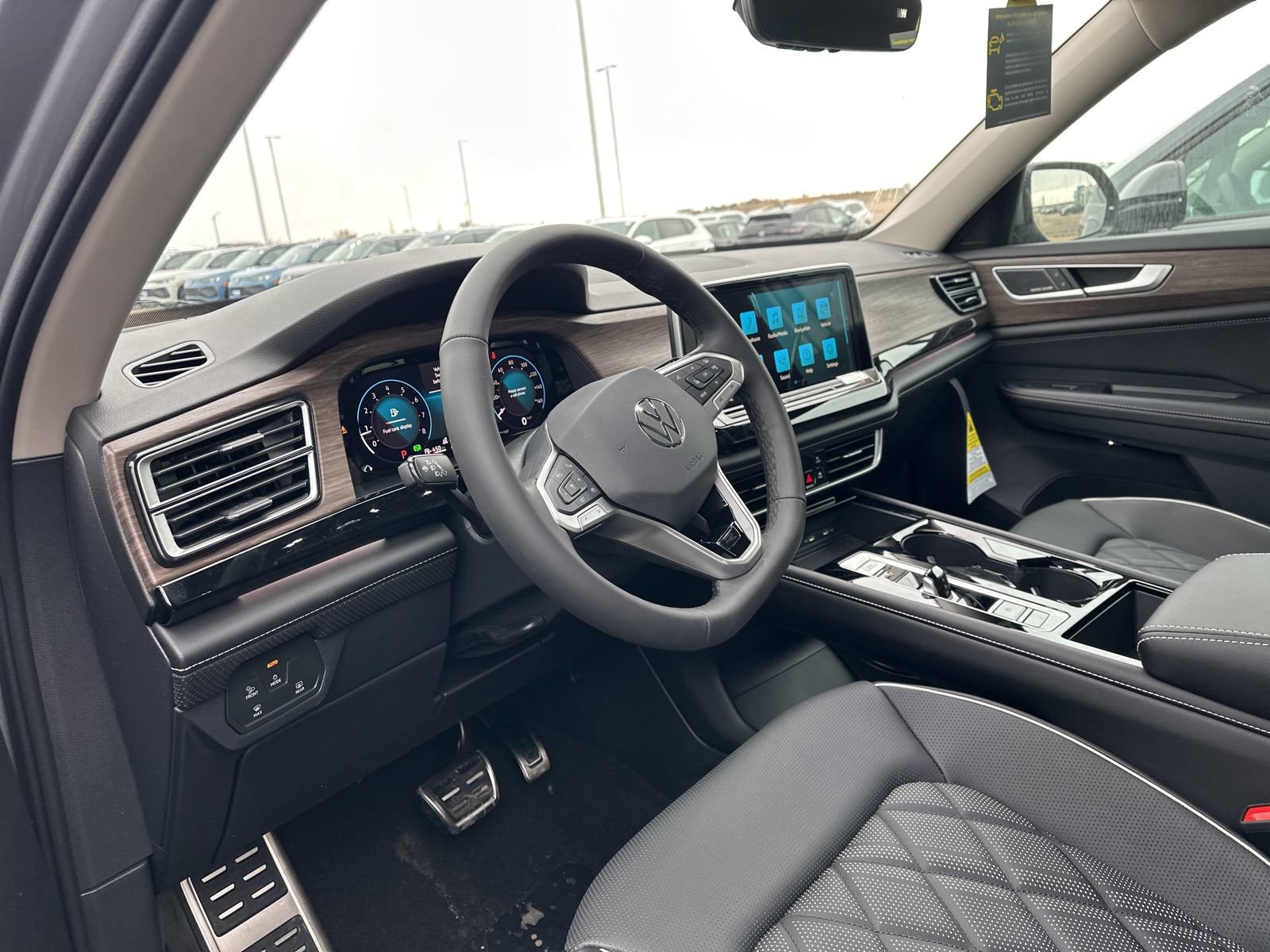 New 2026 Volkswagen Atlas SEL Premium R-Line AWD/4WD image 13