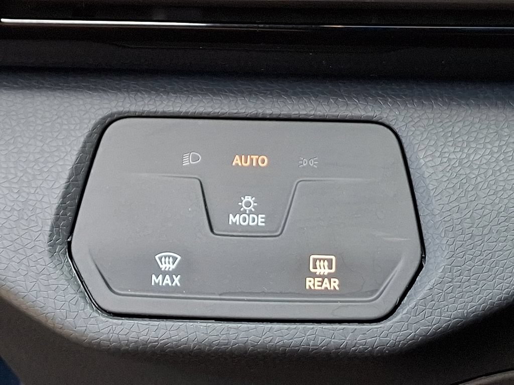 Certified 2023 Volkswagen ID.4 Pro RWD image 22