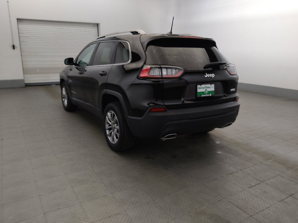 Used 2021 Jeep Cherokee Latitude Plus w/ Sun & Sound Group FWD image 5