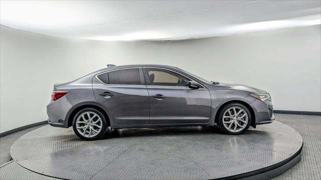 Used 2020 Acura ILX image 9