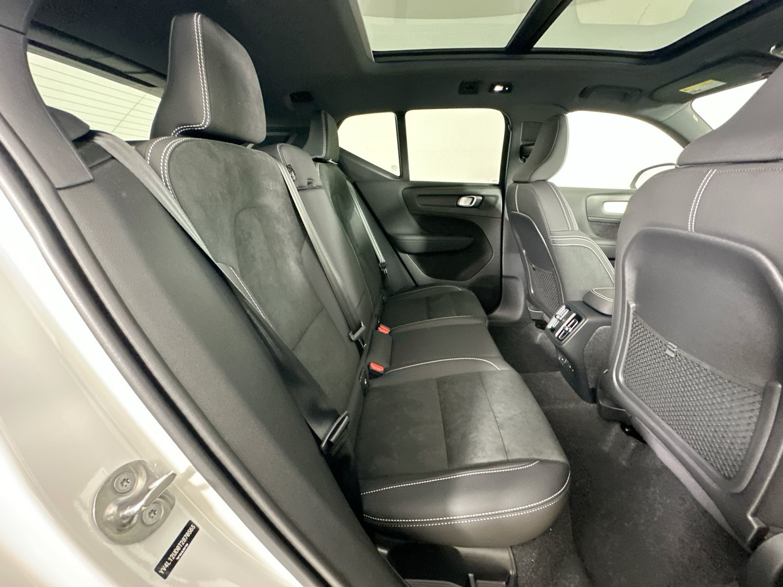 New 2026 Volvo XC40 B5 Ultra w/ Protection Package Premier AWD/4WD image 41