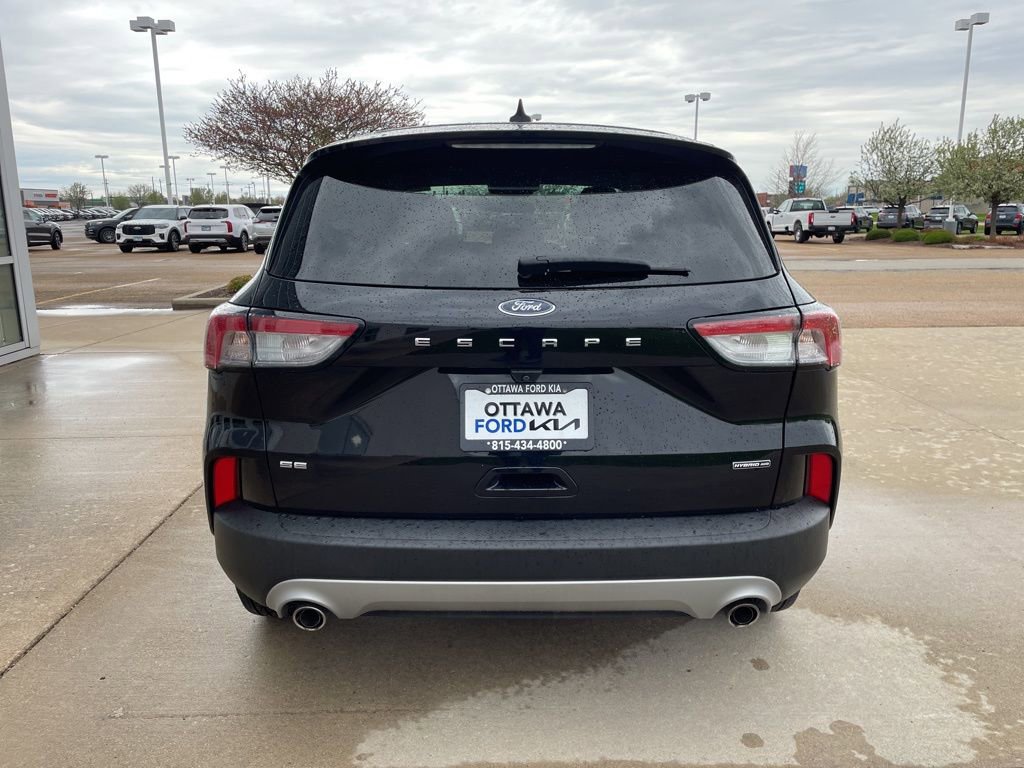 Used 2021 Ford Escape SE AWD/4WD image 6