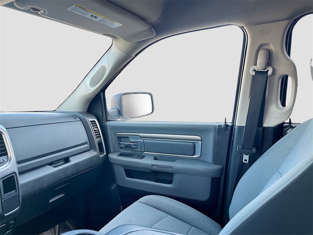 Used 2021 RAM 1500 Classic SLT image 23