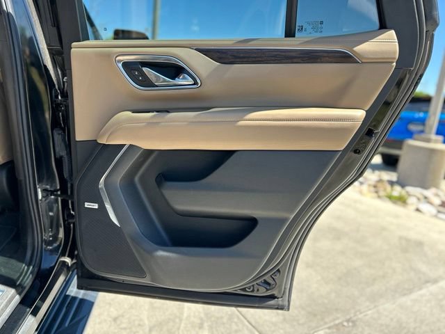 Used 2024 Chevrolet Tahoe Premier AWD/4WD image 27