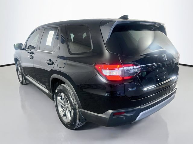 Used 2023 Honda Pilot EX-L image 6