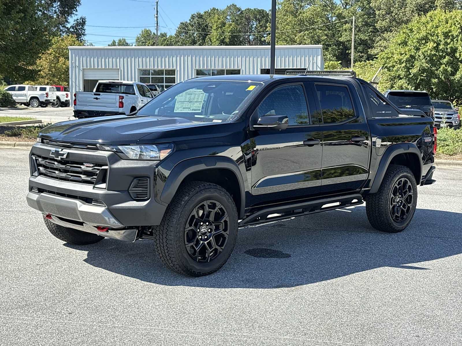 New 2026 Chevrolet Colorado Trail Boss AWD/4WD image 2