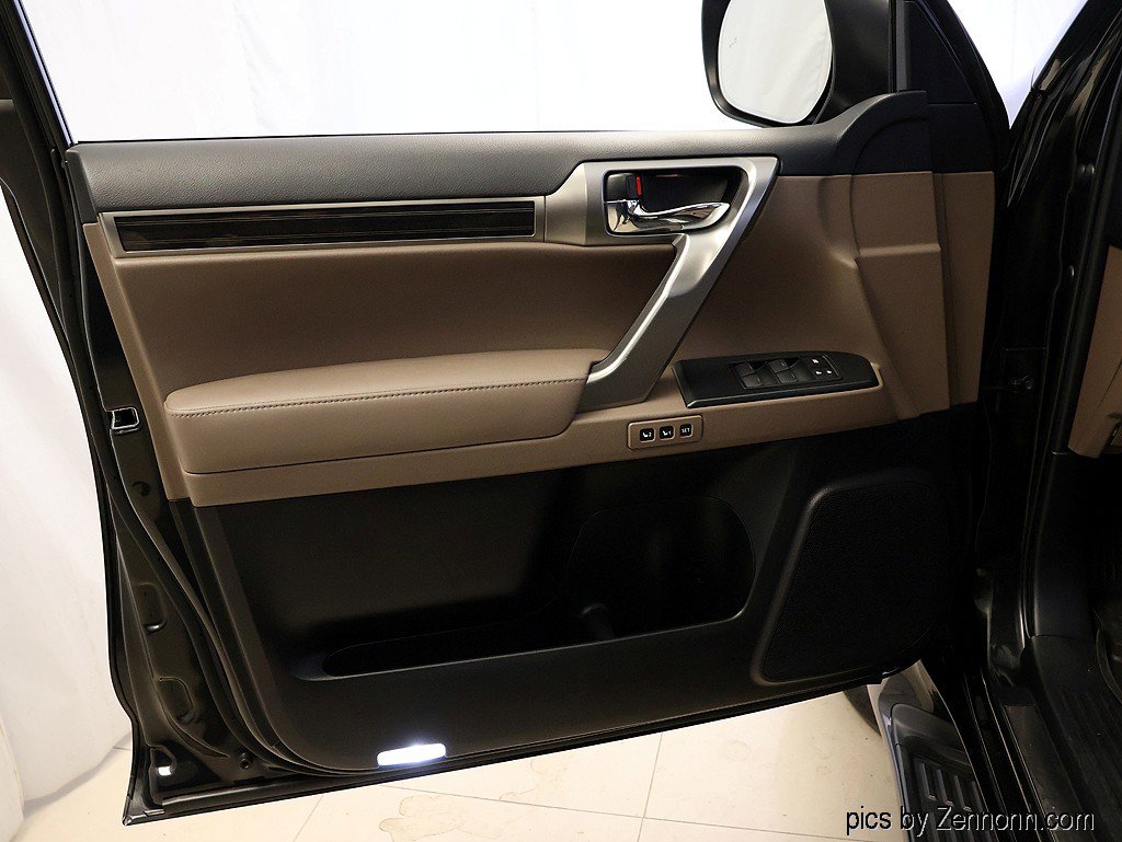 Used 2023 Lexus GX 460 Premium w/ Premium Package AWD/4WD image 27