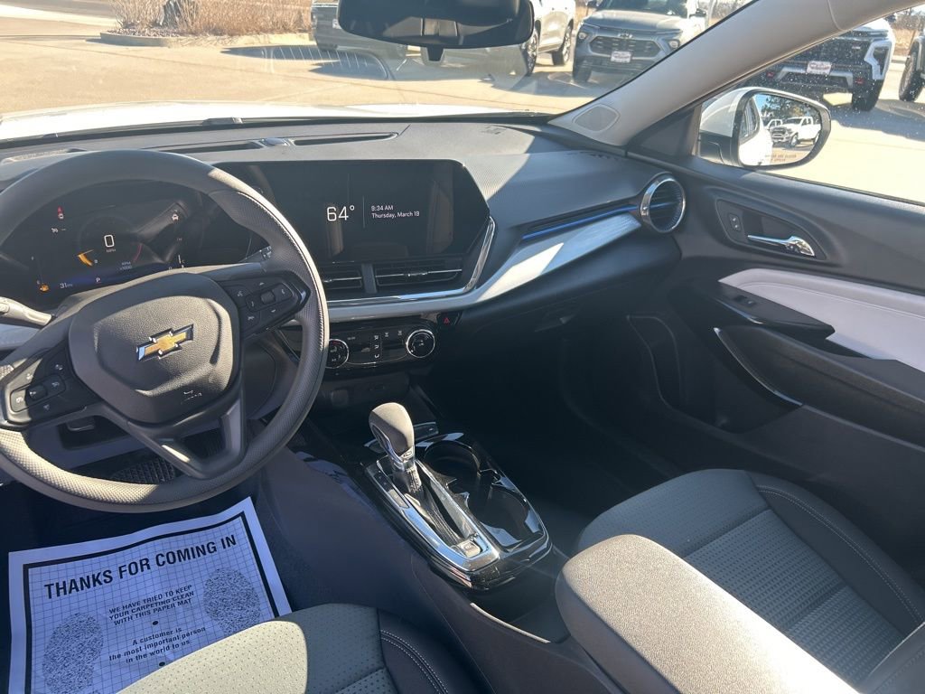 New 2026 Chevrolet Trax LT image 13