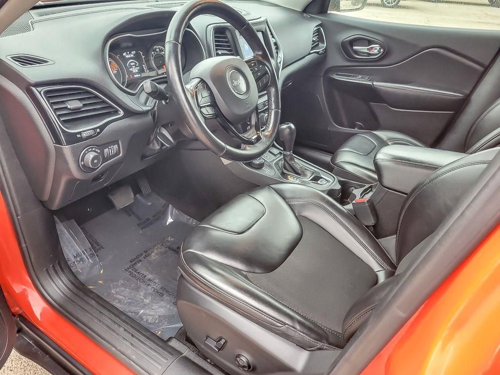 Used 2021 Jeep Cherokee Latitude Plus image 10