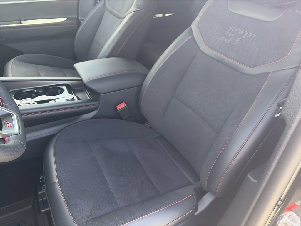 New 2026 Ford Explorer ST RWD image 12