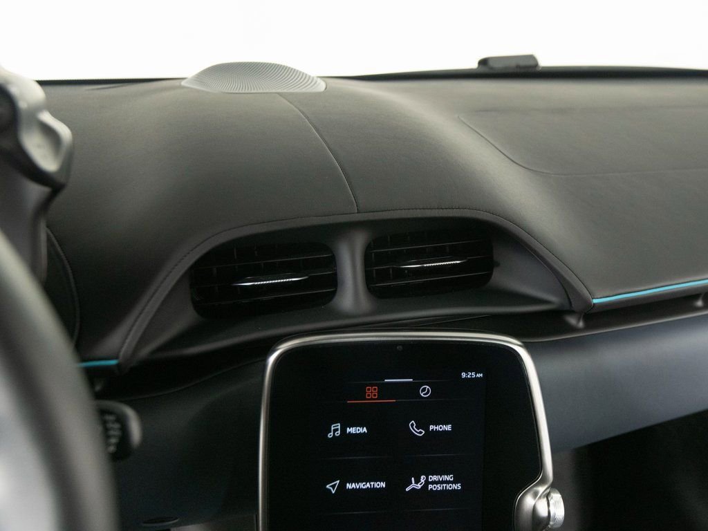 Used 2023 McLaren Artura image 19