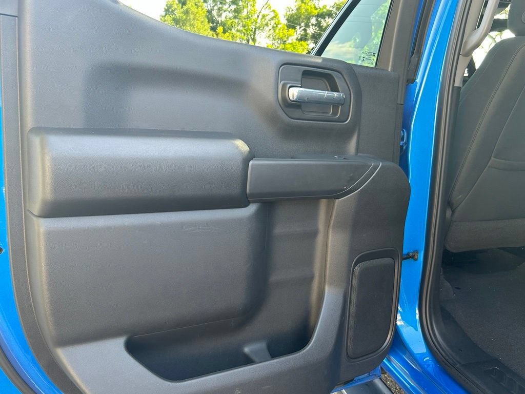 Used 2025 Chevrolet Silverado 1500 Custom RWD image 43