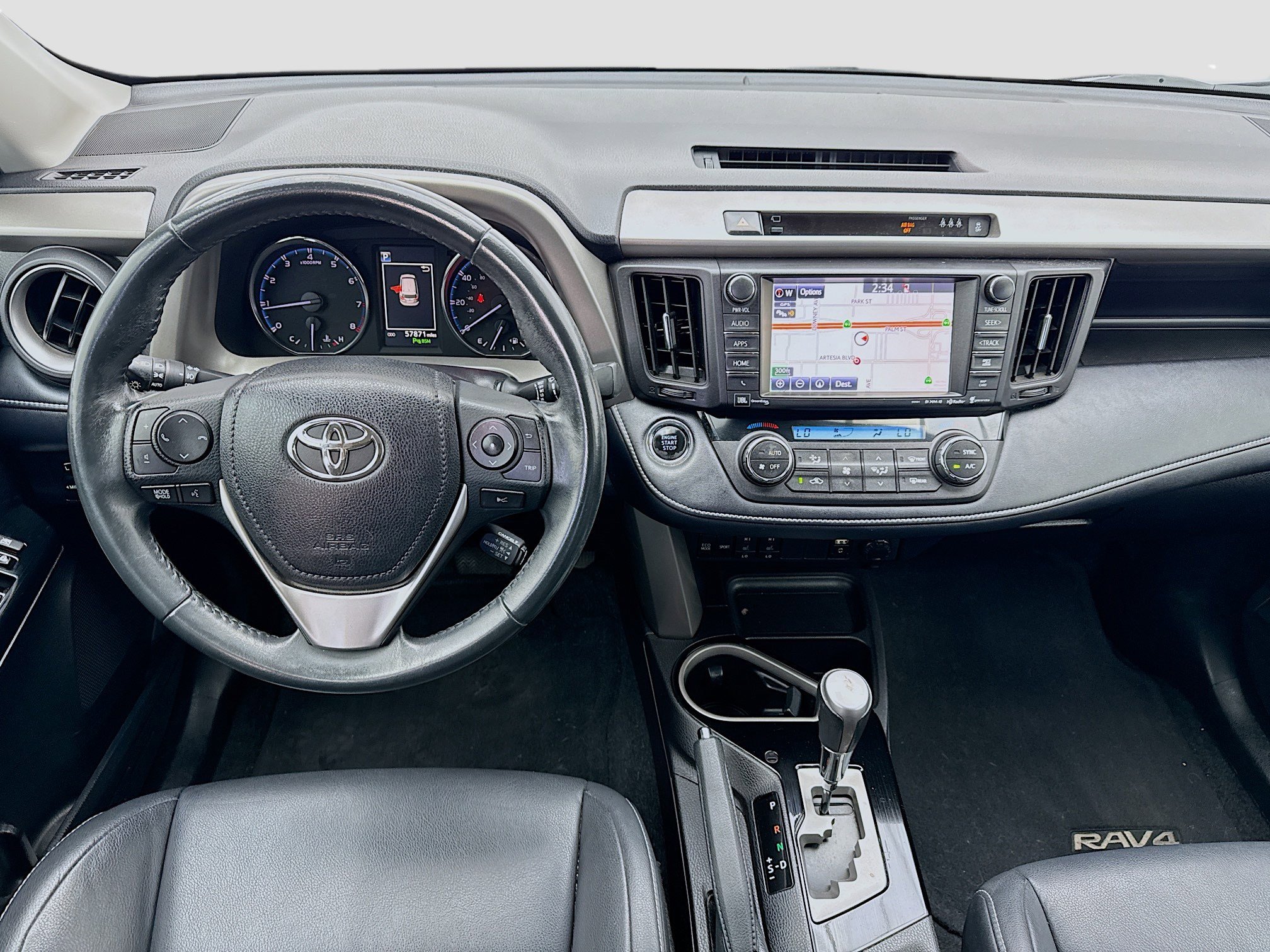 Used 2018 Toyota RAV4 Limited w/ Advanced Technology Package image 15