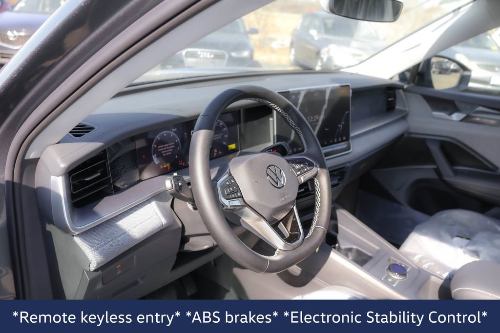 New 2026 Volkswagen Tiguan S FWD image 4