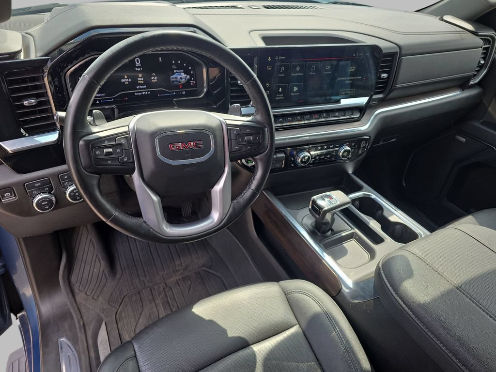 Certified 2024 GMC Sierra 1500 SLT w/ SLT Convenience Package AWD/4WD image 17