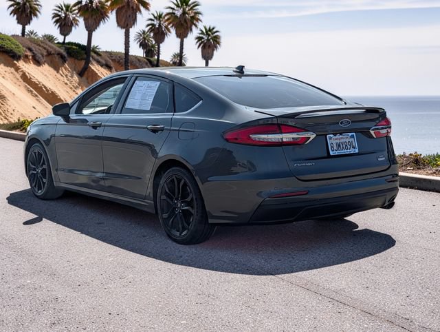 Used 2019 Ford Fusion SE w/ Equipment Group 151A FWD image 7