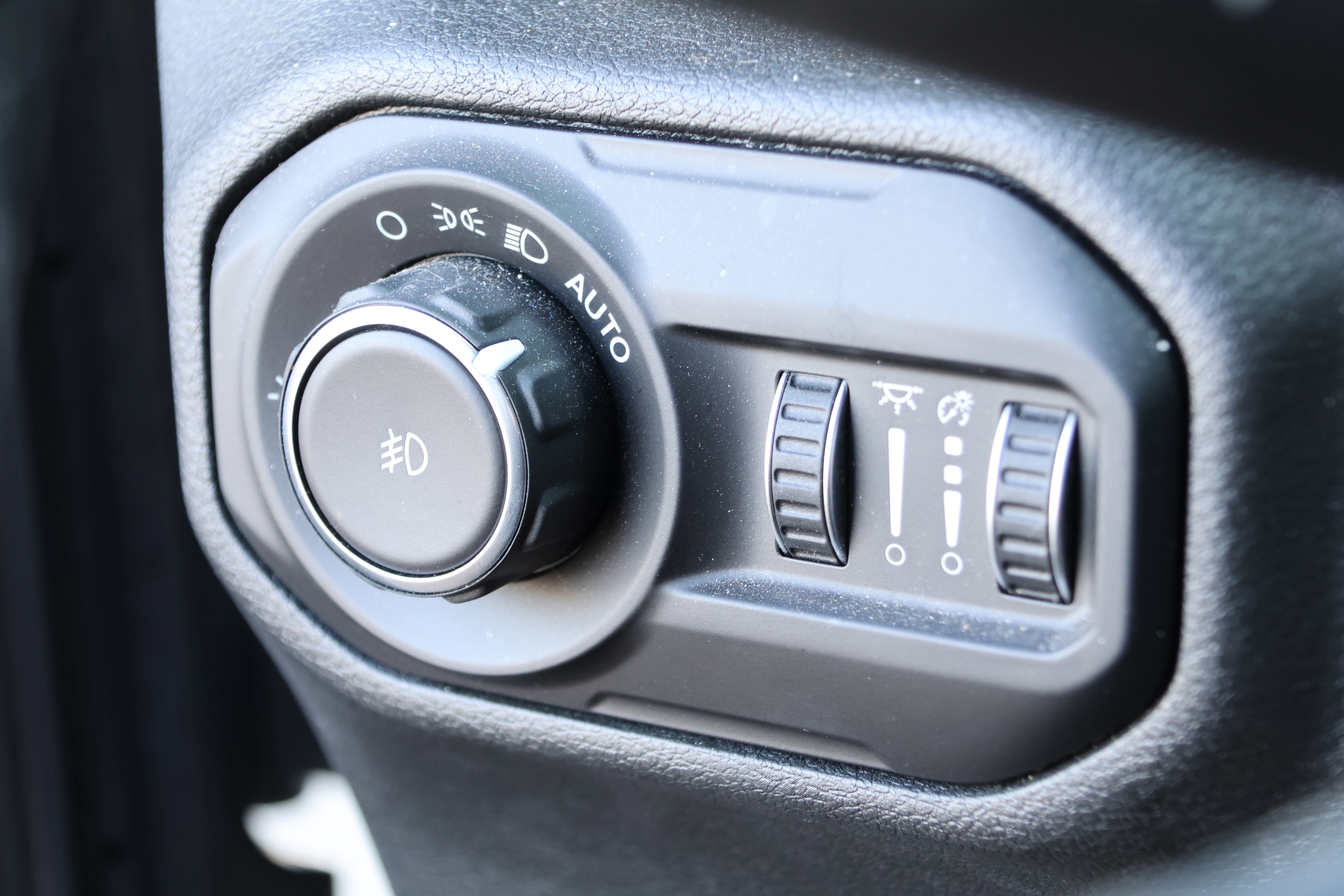 Used 2021 Jeep Wrangler Unlimited Sport image 15