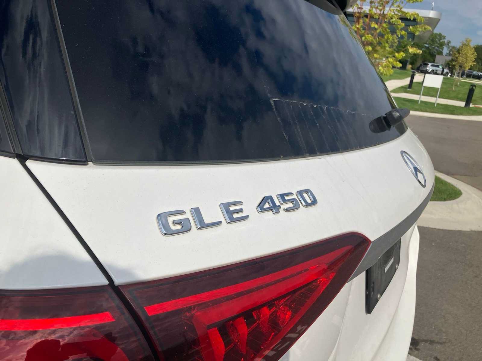 Used 2021 Mercedes-Benz GLE 450 4MATIC image 11