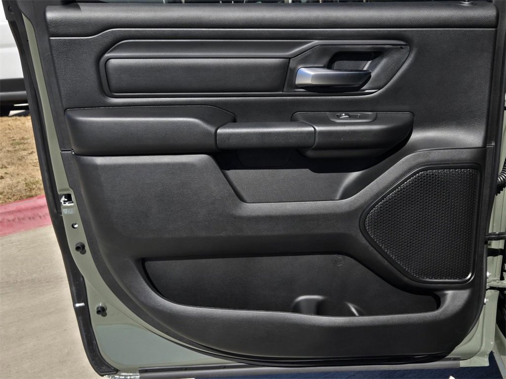 New 2026 RAM 1500 Classic Warlock image 12