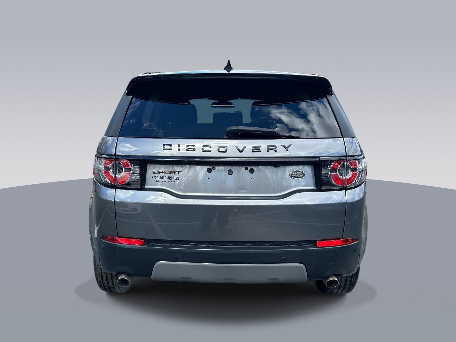 Used 2017 Land Rover Discovery Sport SE AWD/4WD image 4