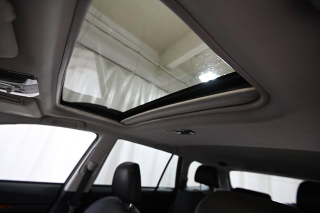 Used 2012 Subaru Outback 2.5i Limited w/ Moonroof Pkg AWD/4WD image 20