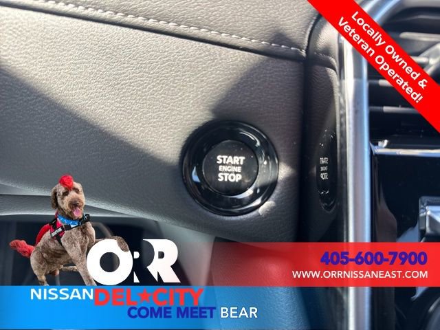 New 2025 Nissan Armada SL w/ Captain's Chari Seat Package RWD image 25