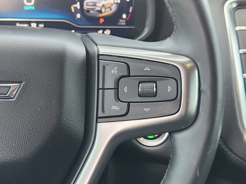 Used 2023 Chevrolet Tahoe Z71 w/ Luxury Package AWD/4WD image 29