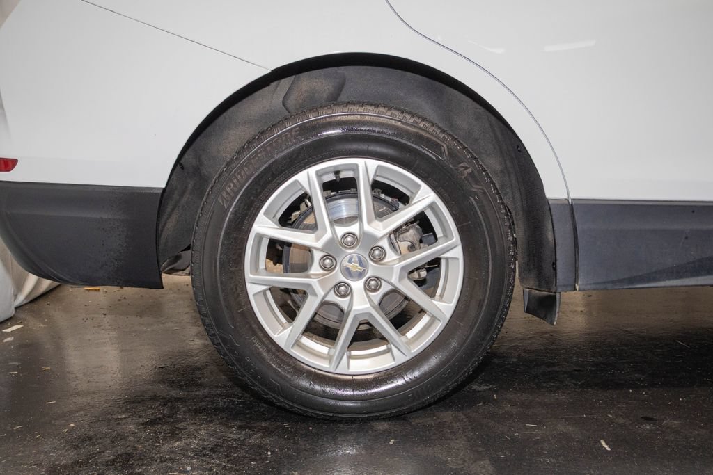 Used 2023 Chevrolet Equinox LT AWD/4WD image 7