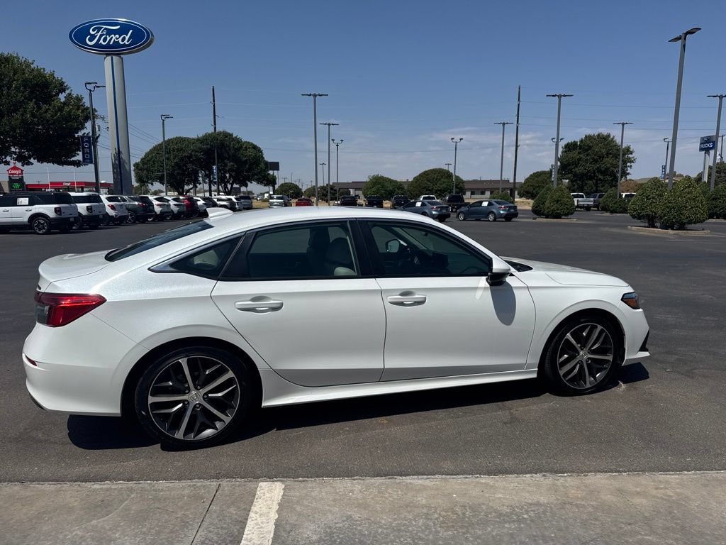 Used 2022 Honda Civic Touring image 9