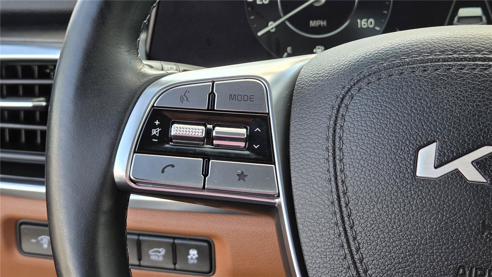 Certified 2024 Kia Telluride SX X-Line AWD/4WD image 19