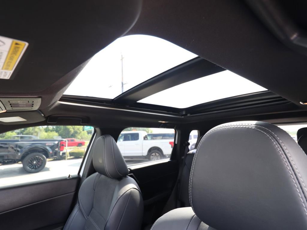 Used 2024 Mitsubishi Outlander SE Black Edition image 4