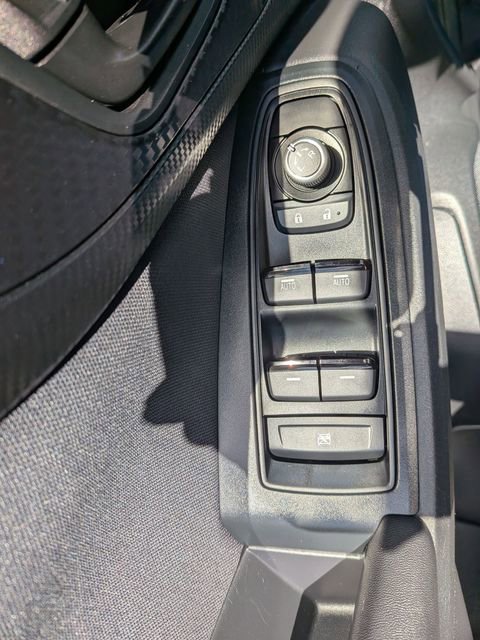 Used 2023 Subaru Crosstrek 2.0i Premium image 12