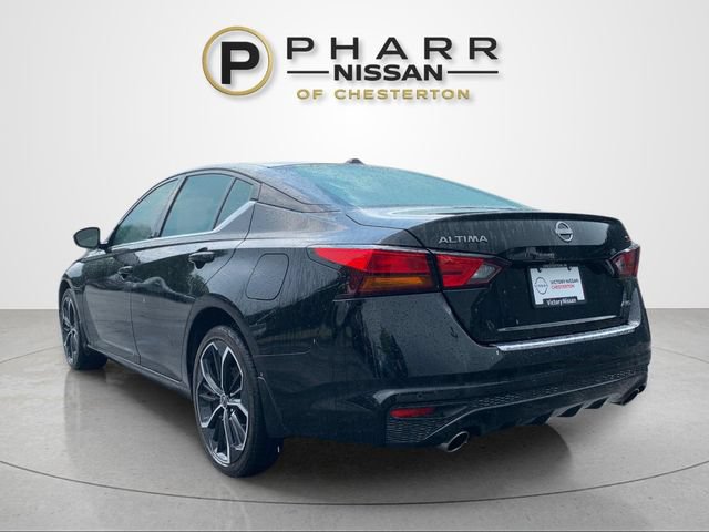 Used 2023 Nissan Altima 2.5 SR w/ SR Premium Package AWD/4WD image 3