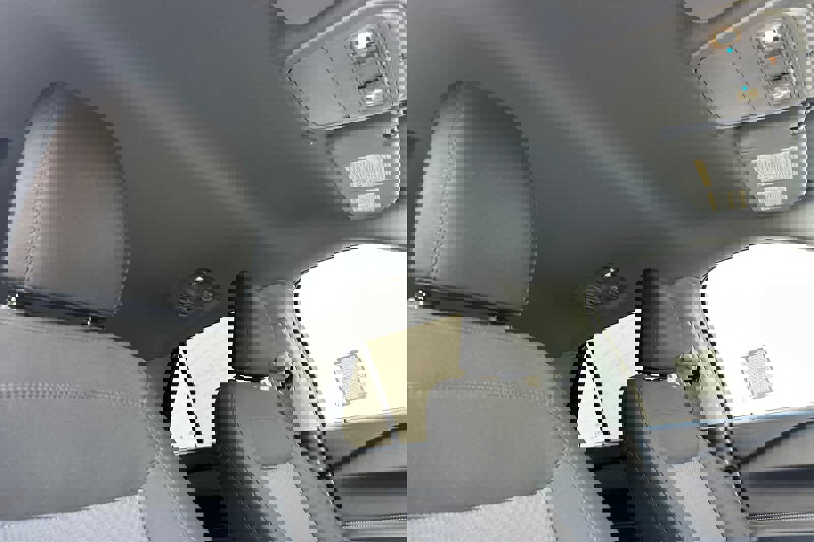 Used 2022 Ford Explorer XLT w/ Class IV Trailer Tow Package image 19