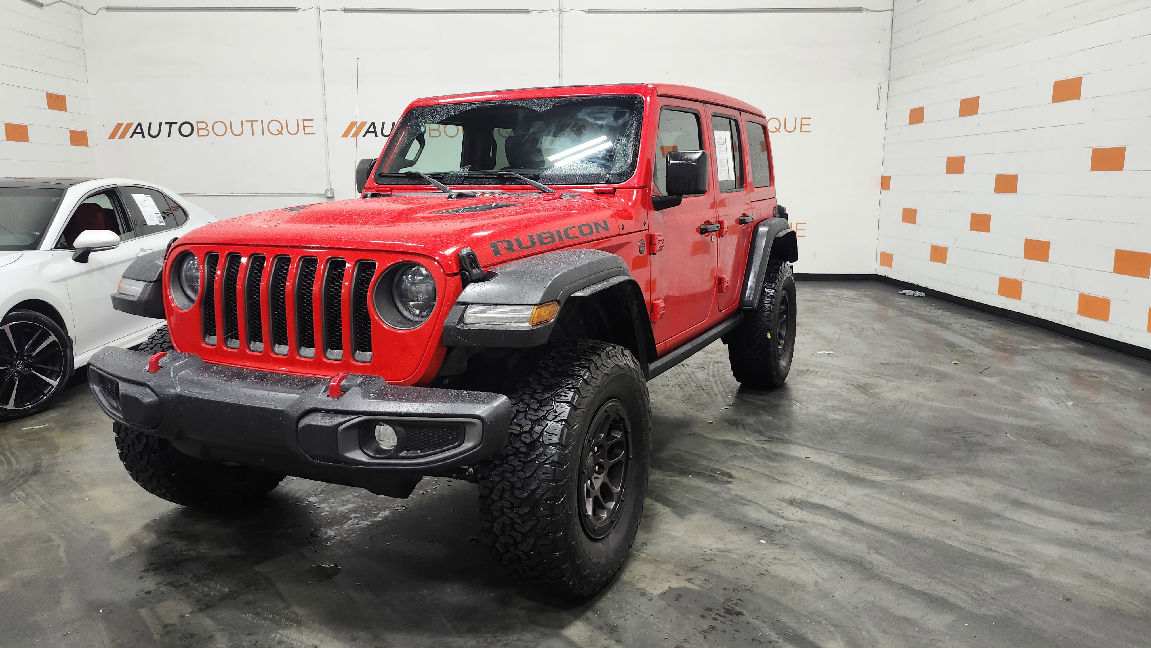 Used 2023 Jeep Wrangler Unlimited Rubicon w/ Xtreme 35 Tire Package image 16
