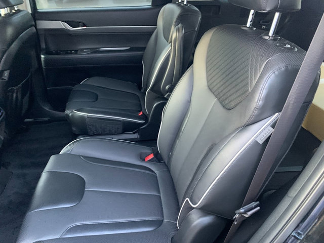 Used 2025 Hyundai Palisade SEL AWD/4WD image 19