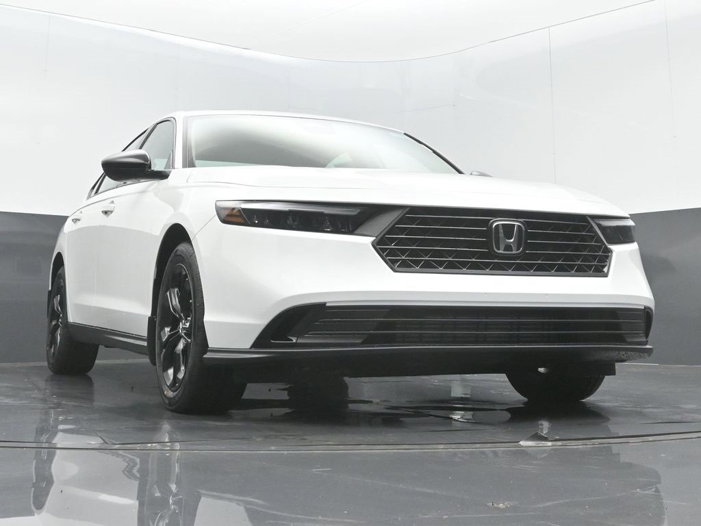 New 2025 Honda Accord SE image 4