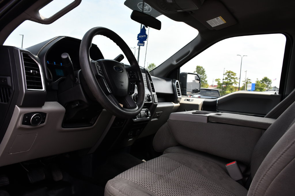Used 2015 Ford F150 XLT w/ Trailer Tow Package AWD/4WD image 16