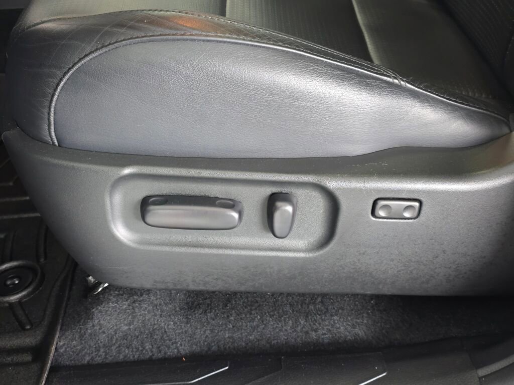 Used 2023 Toyota Tacoma TRD Off-Road w/ TRD Premium Off Road Package image 23