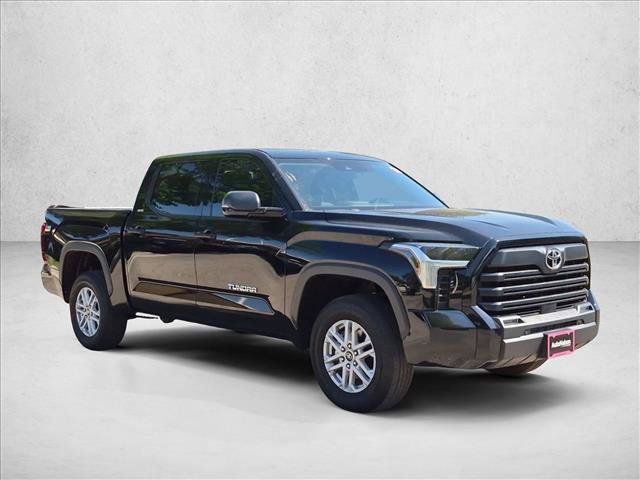 Used 2024 Toyota Tundra SR5 w/ SR5 Convenience Package AWD/4WD video 3