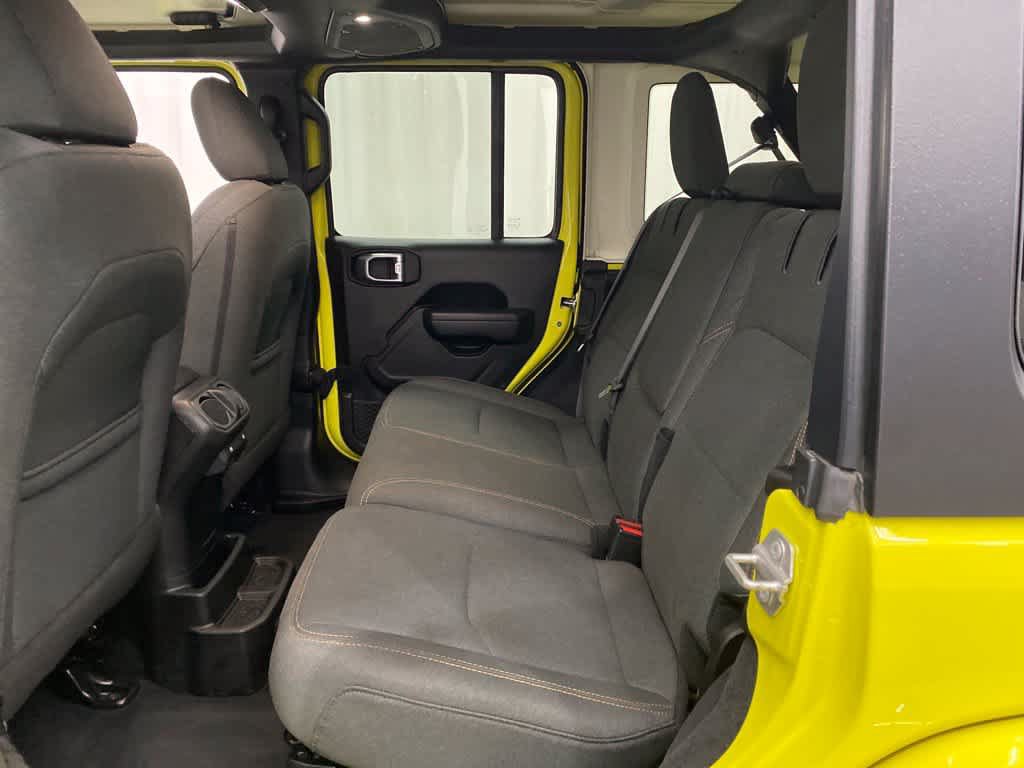 Used 2024 Jeep Wrangler Unlimited AWD/4WD image 16