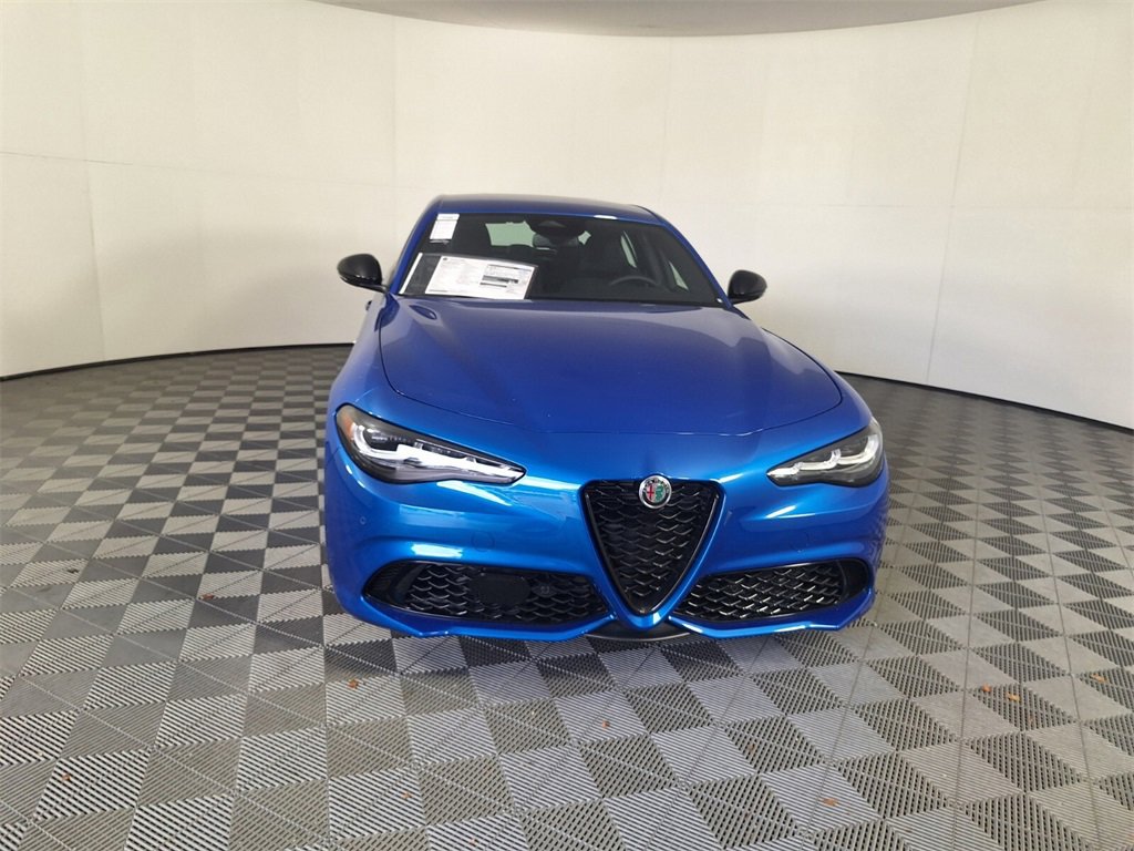 New 2025 Alfa Romeo Giulia image 4
