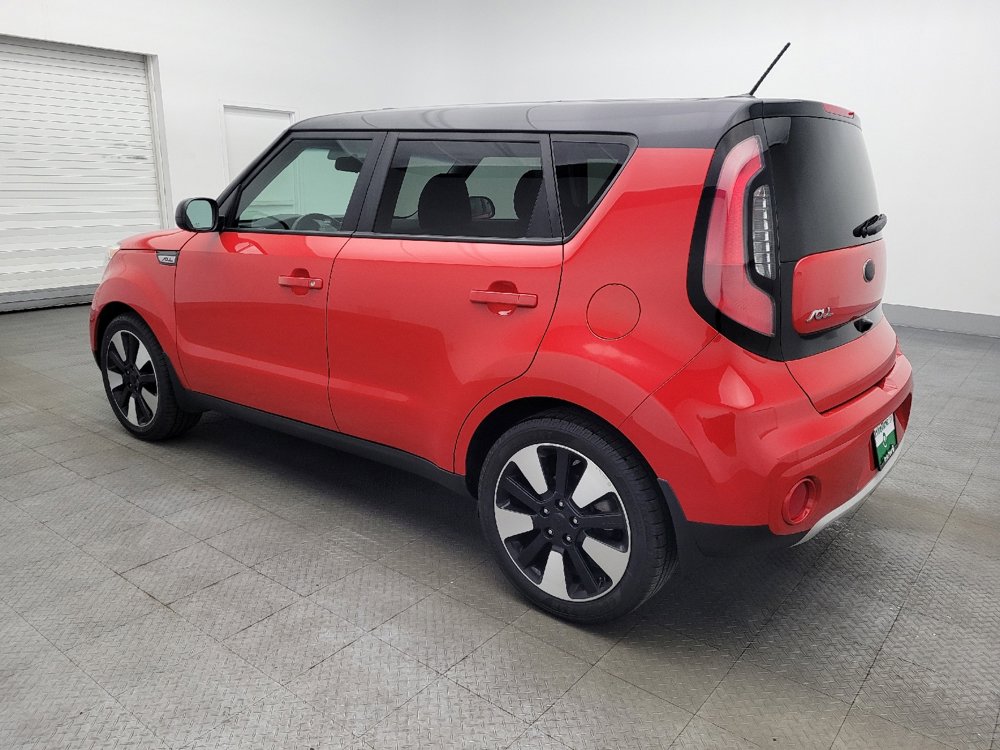 Used 2019 Kia Soul + FWD image 5