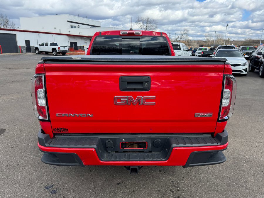 Used 2016 GMC Canyon SLE image 4