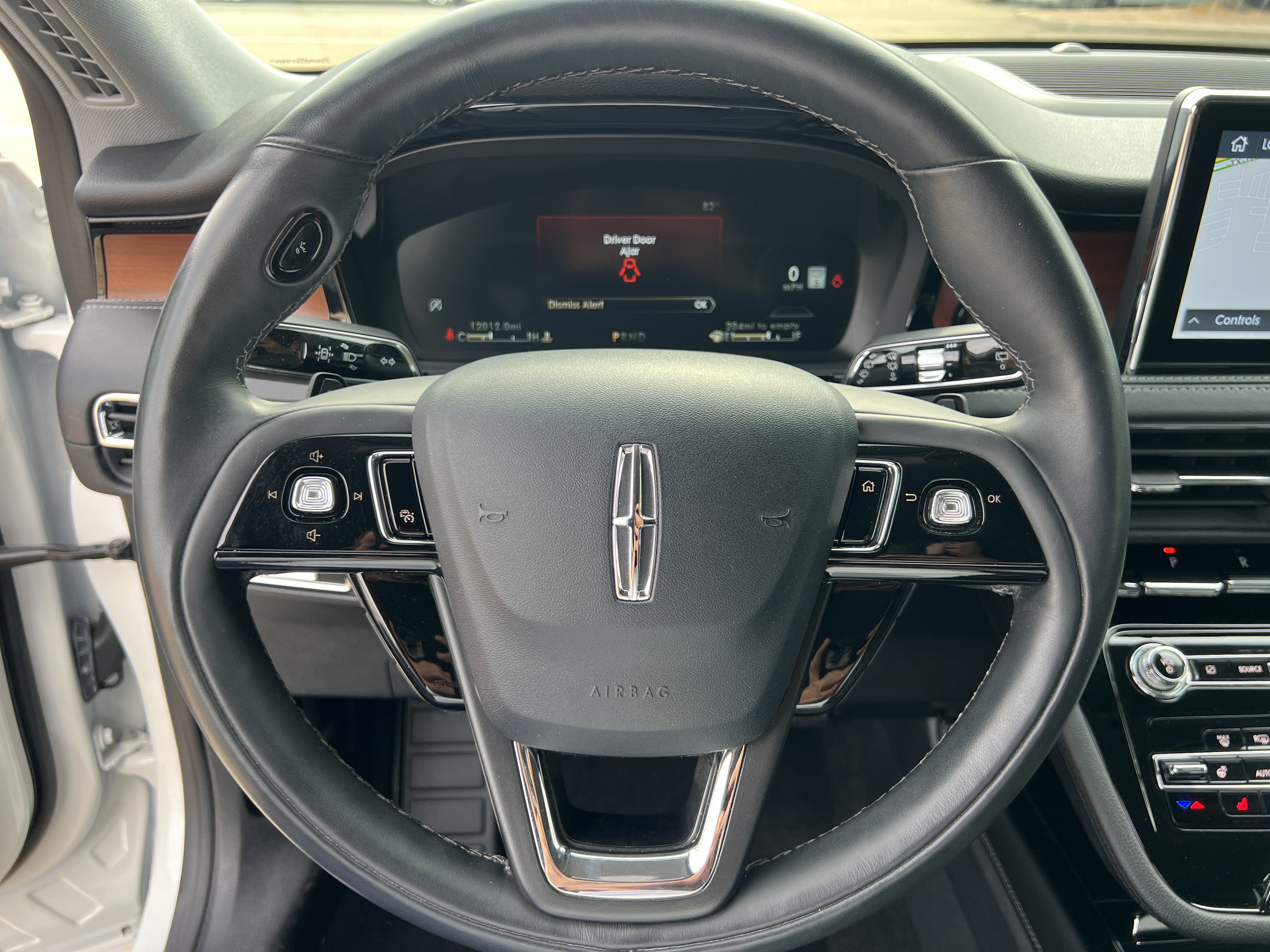 Certified 2022 Lincoln Corsair Reserve w/ Elements Package AWD/4WD image 17