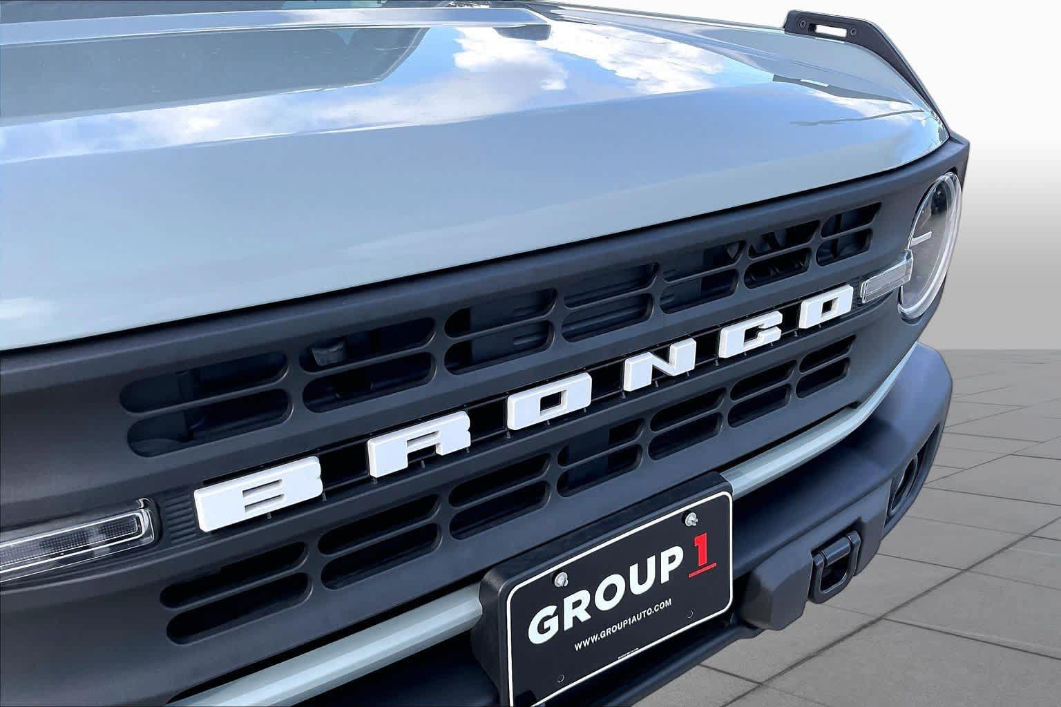 Used 2023 Ford Bronco Black Diamond w/ Sasquatch Package AWD/4WD image 27
