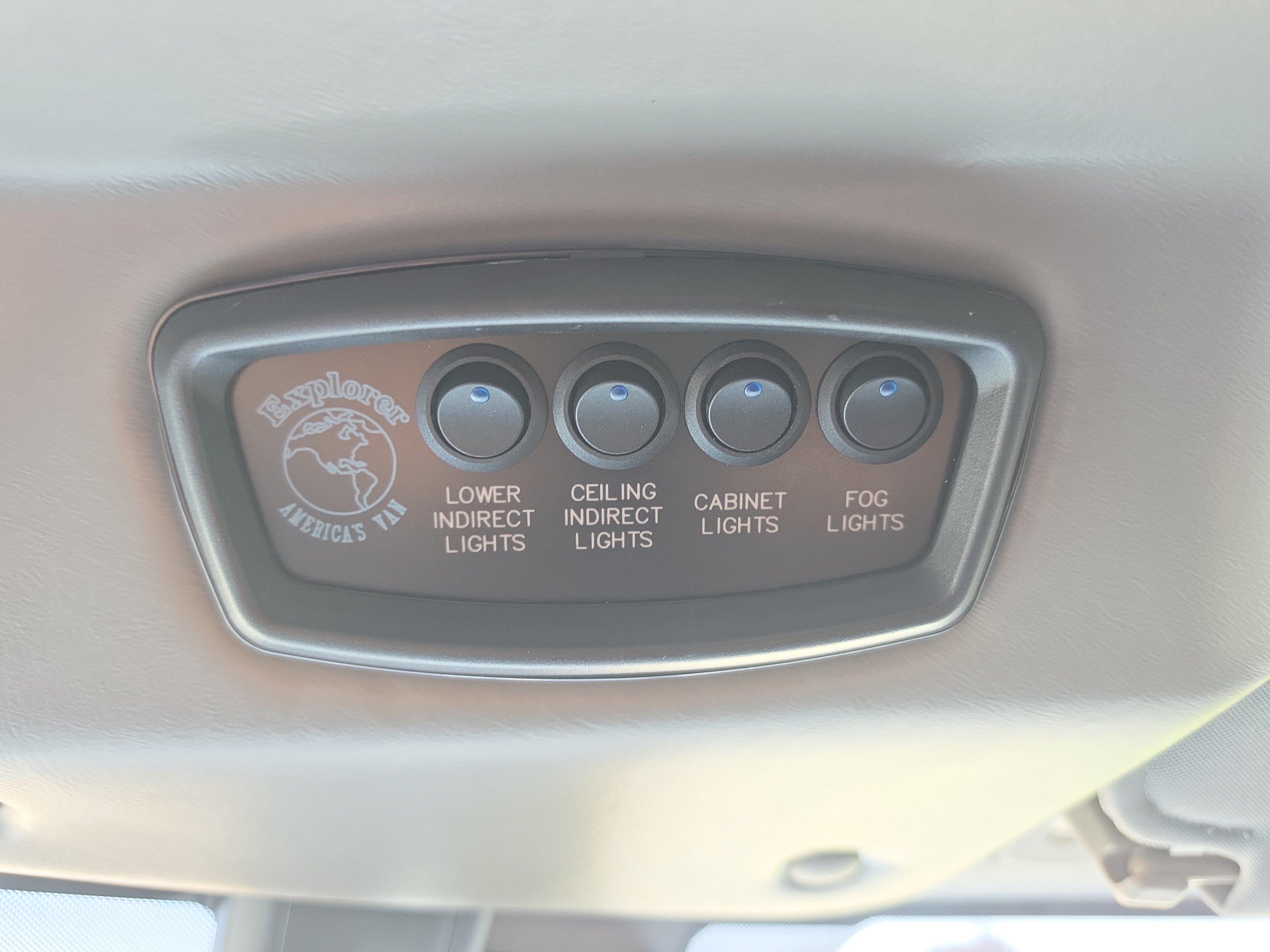 Used 2021 Chevrolet Express 2500 LS w/ Enhanced Convenience Package RWD image 37