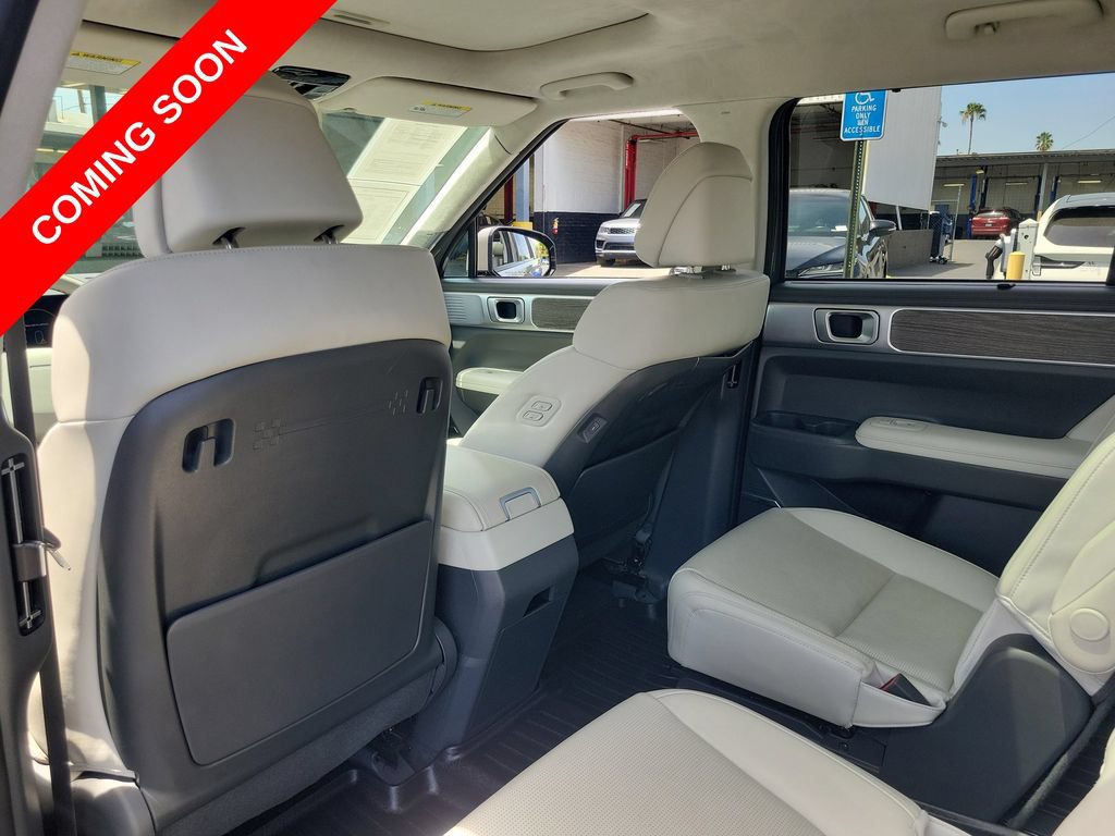 Used 2025 Hyundai Santa Fe Calligraphy FWD image 18